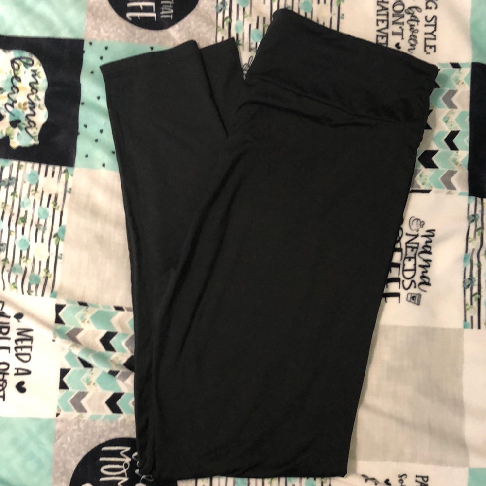 LuLaRoe black leggings